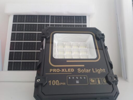 PROJECTEUR SOLAIRE PRO-XLED 100W